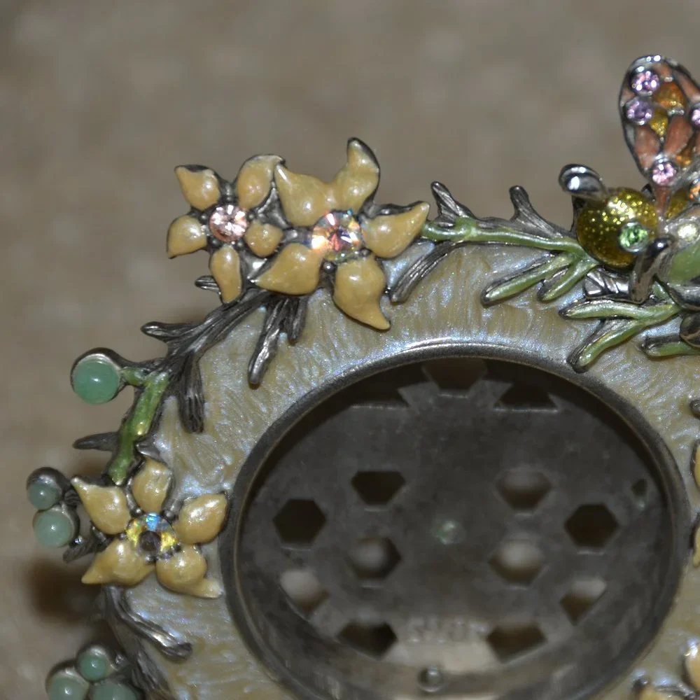 RARE NICE JAY STRONGWATER BEE LILY FLORAL CRYSTAL LEAF ALLEGRA ENAMEL BABY FRAME